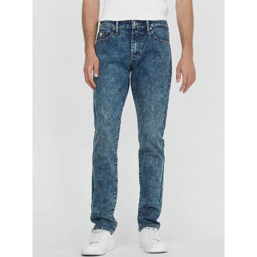 Guess Men’s Scotch Harold Skinny Jeans Medium Blue Wash Size  31X30